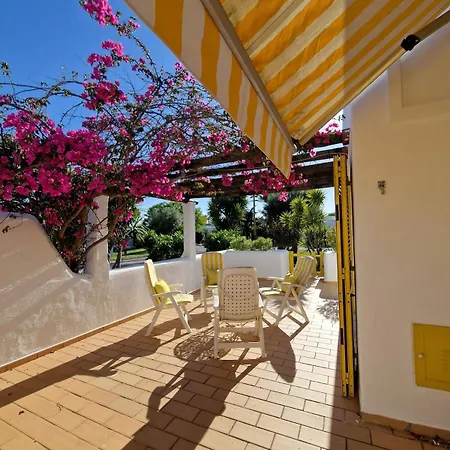 Traditional Algarve At Aldeia Do Golf 빌라 *
