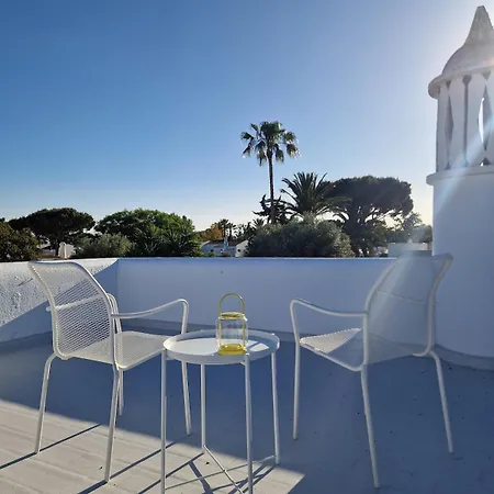 Vilamoura 3br Villa, Ac, Pool Access & Golf Nearby Villa *