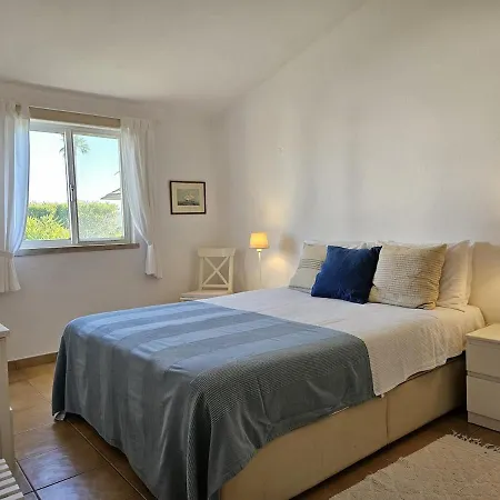 Villa Vilamoura 3br Villa, Ac, Pool Access & Golf Nearby Quarteira